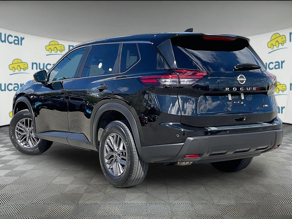 2024 Nissan Rogue — photo 4