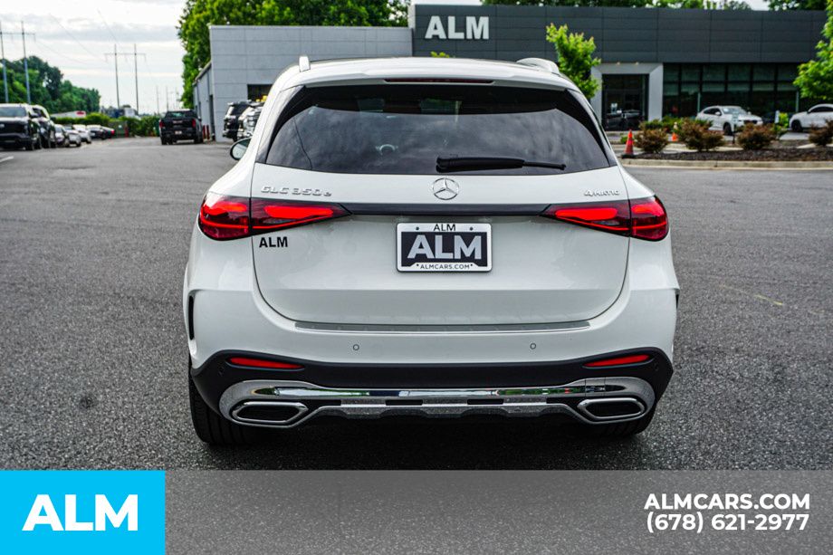 Used 2025 White Mercedes-Benz GLC 350e image 11