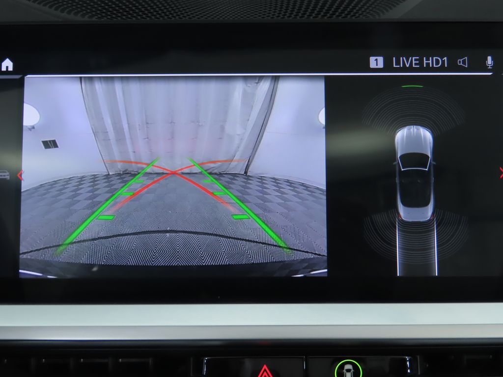 Thumbnail: 2022 BMW M4 - 24