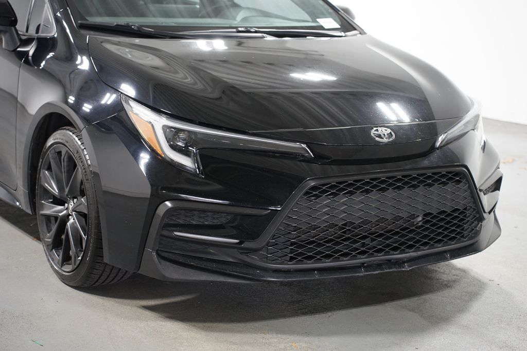 Thumbnail: 2023 Toyota Corolla - 4
