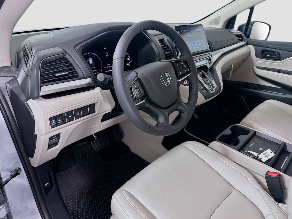 Thumbnail: 2026 Honda Odyssey - 9