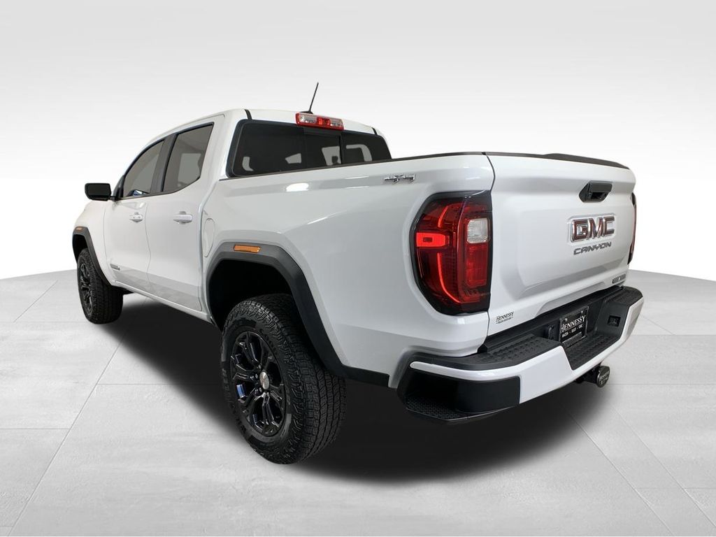 2024 GMC Canyon Elevation 3