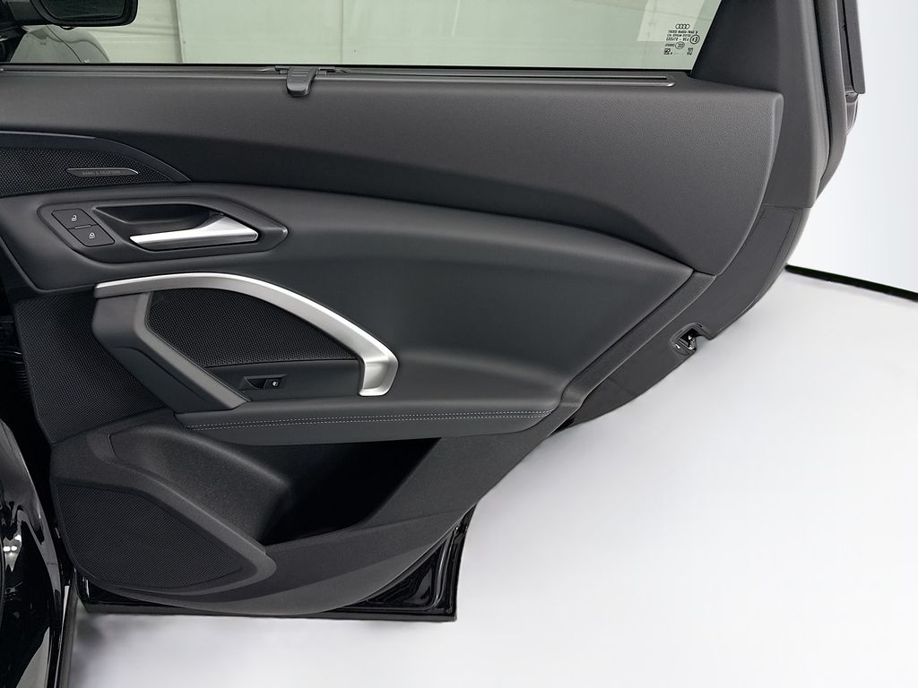 Thumbnail: 2026 Audi Q5 - 26