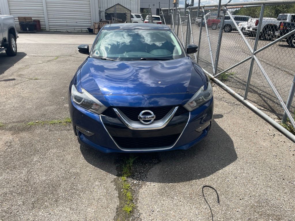 2016 Nissan Maxima 