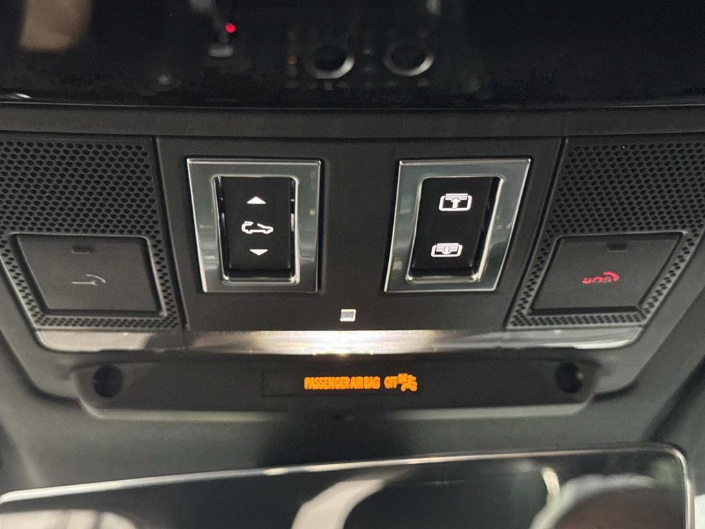 New 2026 Gray Land Rover X-Dynamic SE image 23
