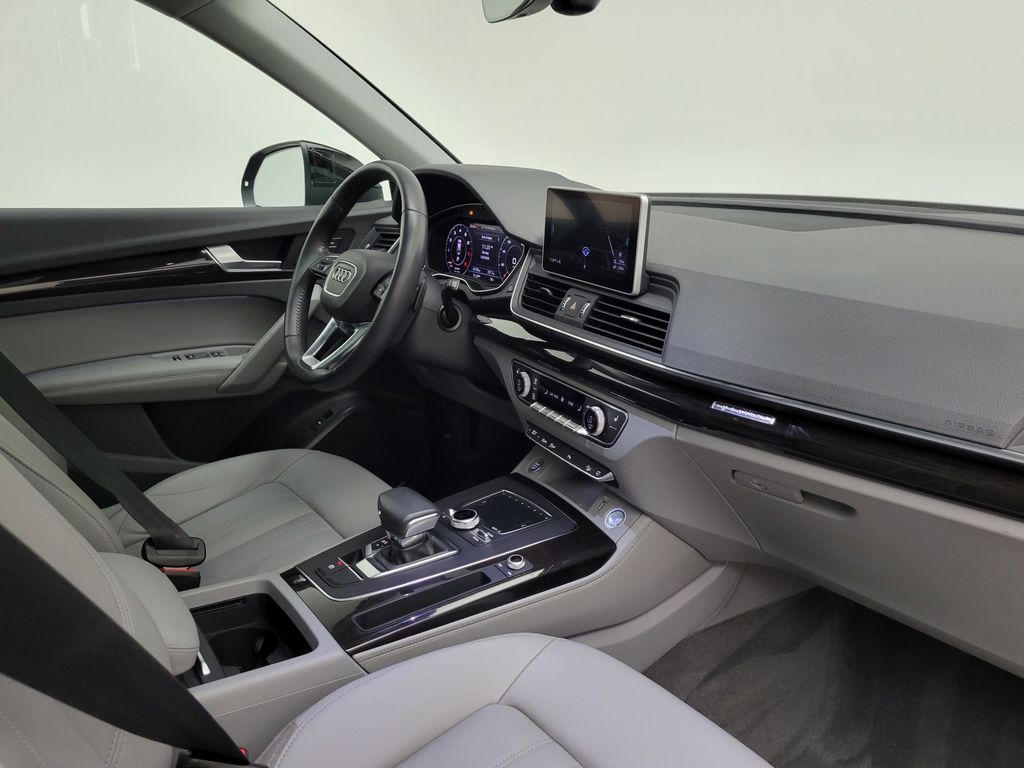 Thumbnail: 2019 Audi Q5 - 15