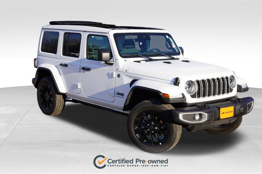 Bright White Clearcoat 2025 Jeep Wrangler 4xe Sahara 4WD SUV / Crossover Four-Wheel Drive 8-Speed Automatic
