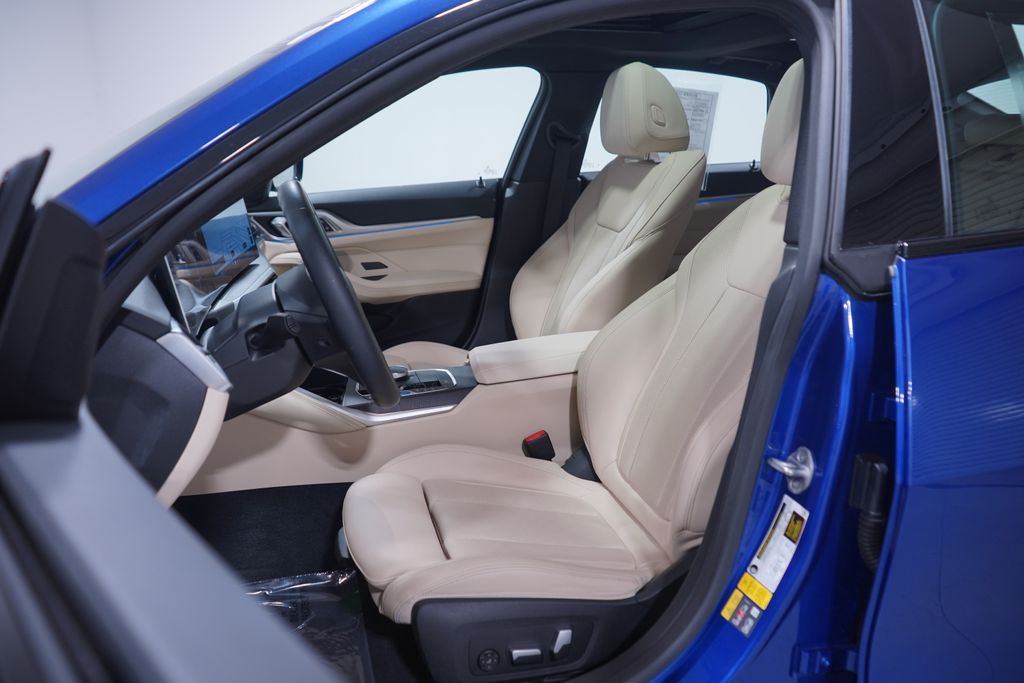 Thumbnail: 2024 BMW i4 - 7