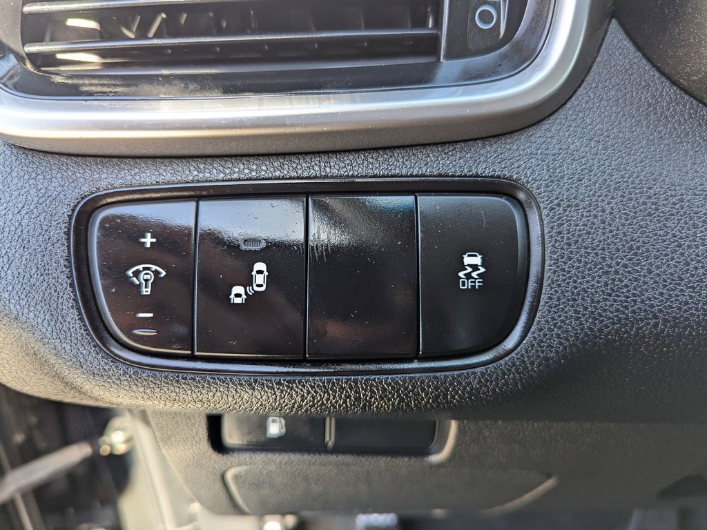 used 2020 Kia Sorento car, priced at $9,893