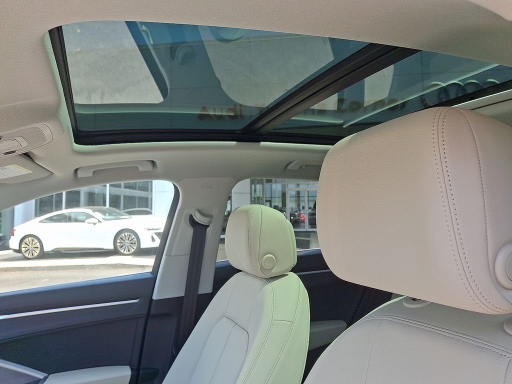 2025 Audi Q3  11