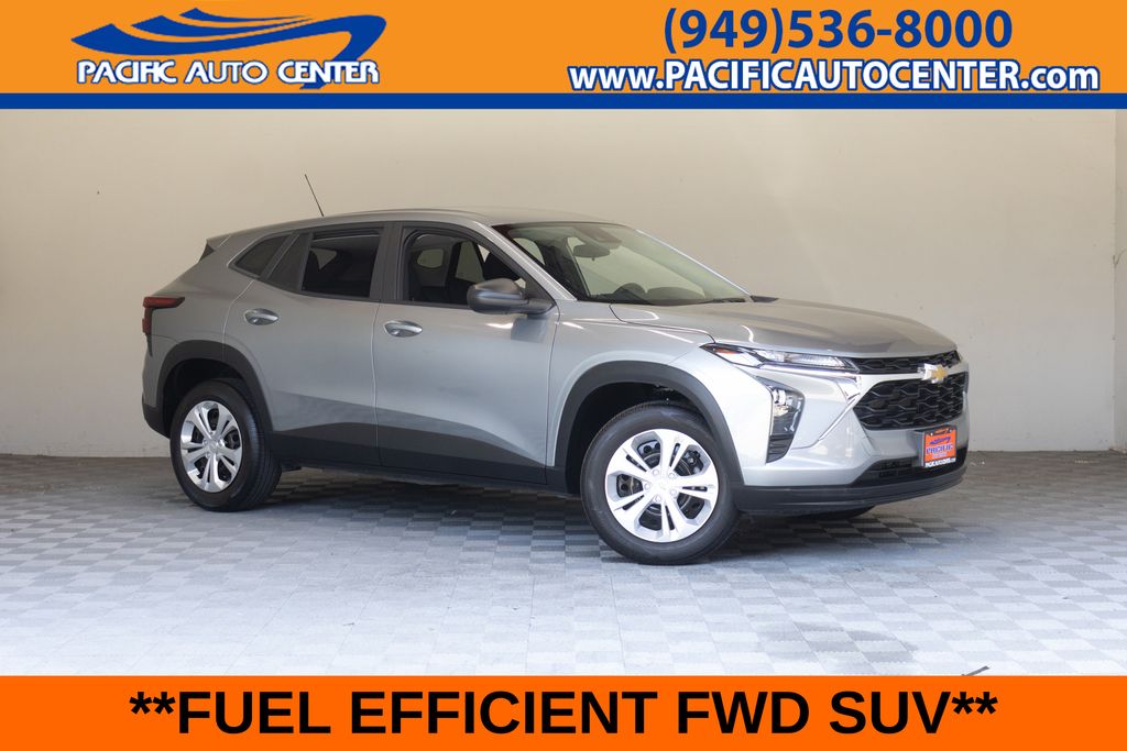 Sterling Gray Metallic 2024 Chevrolet Trax SUV / Crossover Front-Wheel Drive 6-Speed Automatic