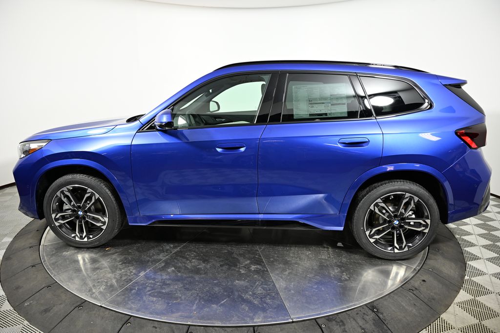 Thumbnail: 2026 BMW X1 - 2