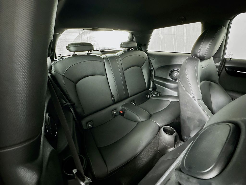 Thumbnail: 2017 MINI Cooper - 24