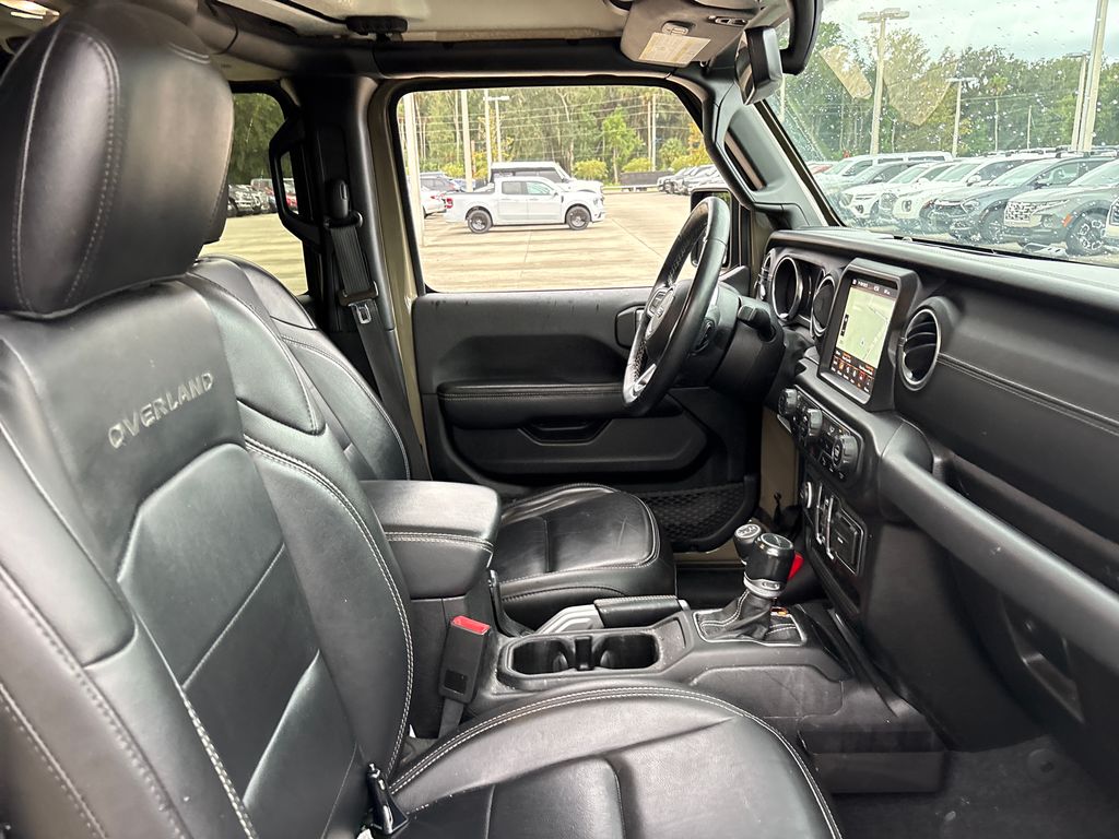 Used 2020 Green Jeep Overland image 29