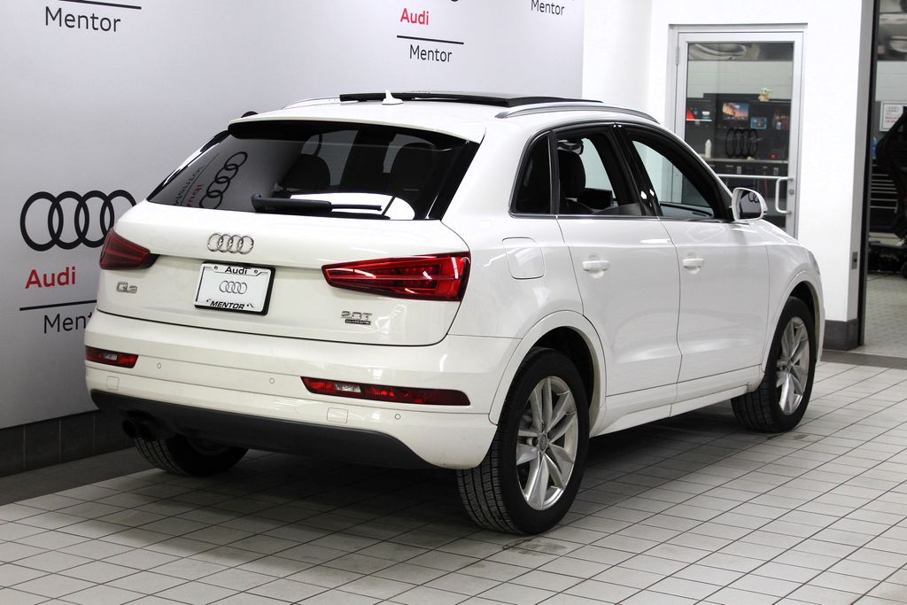 Thumbnail: 2016 Audi Q3 - 6