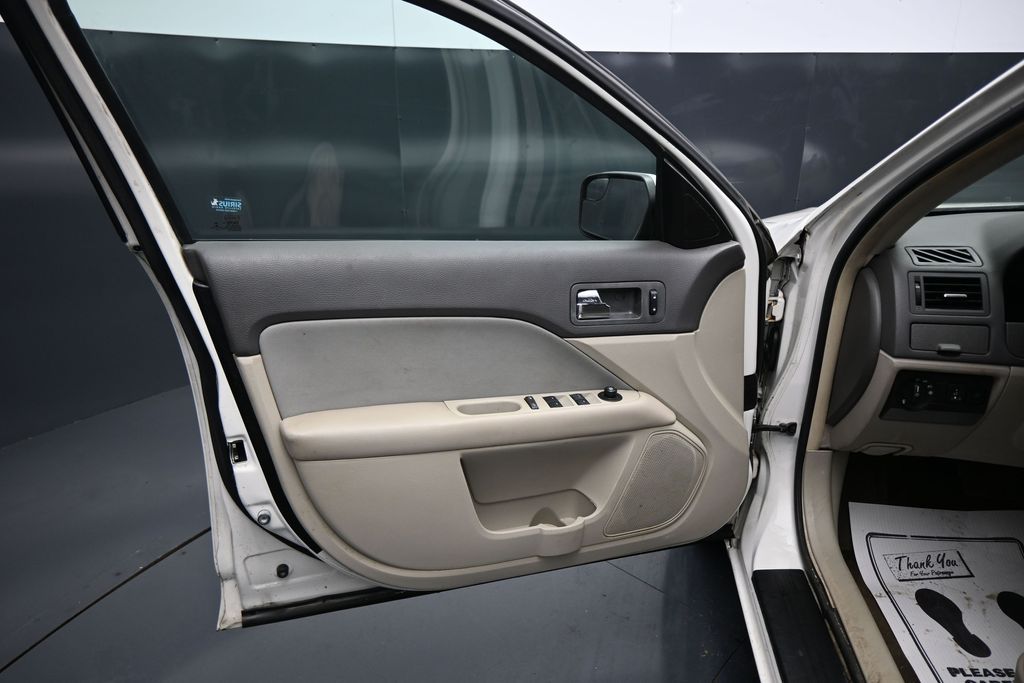 2012 Ford Fusion SE - Photo 10