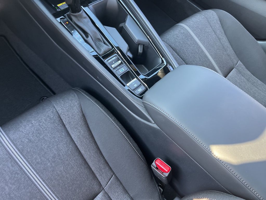 Thumbnail: 2025 Honda Accord - 10