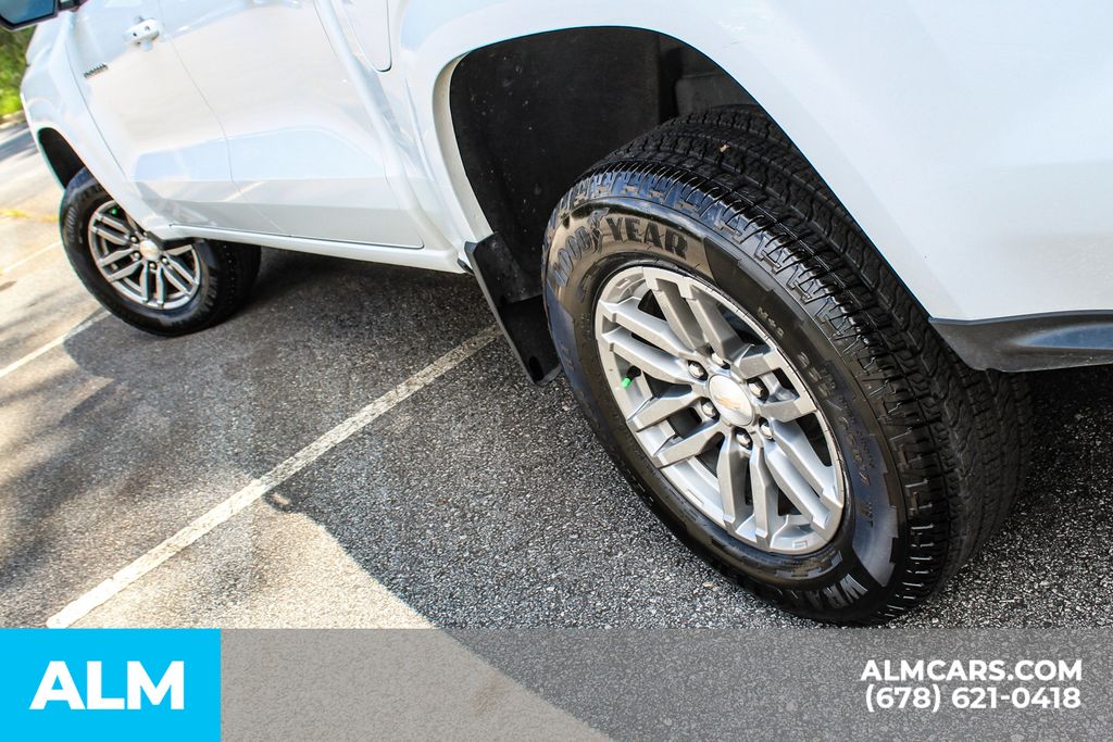 Used 2023 White Chevrolet LT image 12