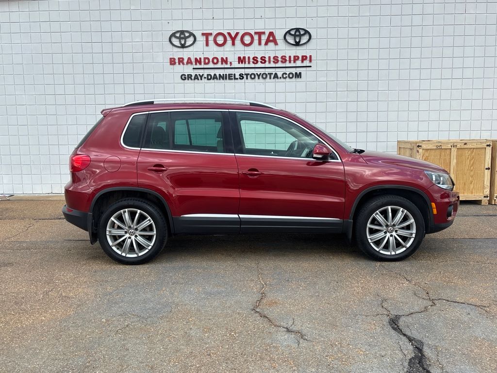 2014 Volkswagen Tiguan SE