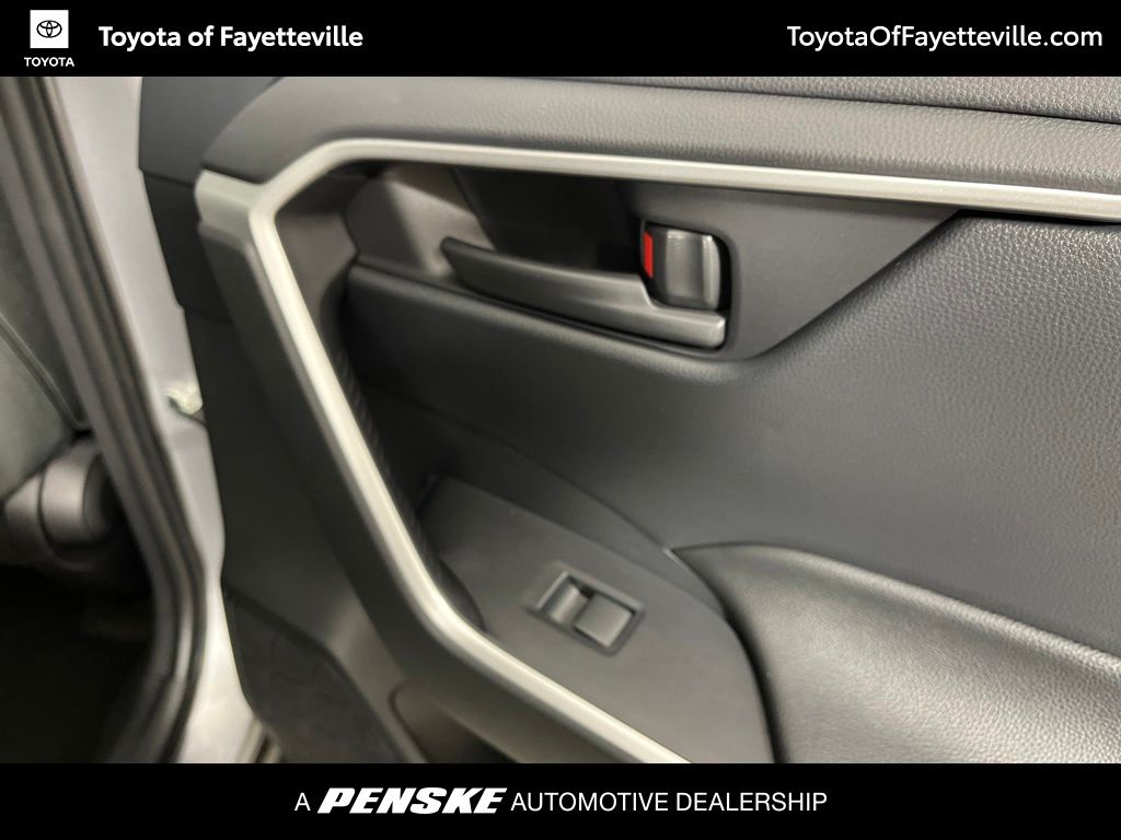 Thumbnail: 2025 Toyota RAV4 - 15