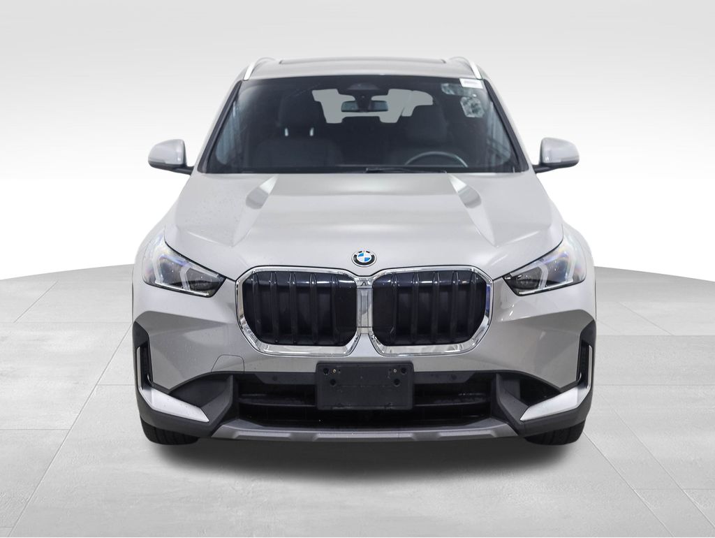 2023 BMW X1 xDrive28i 8