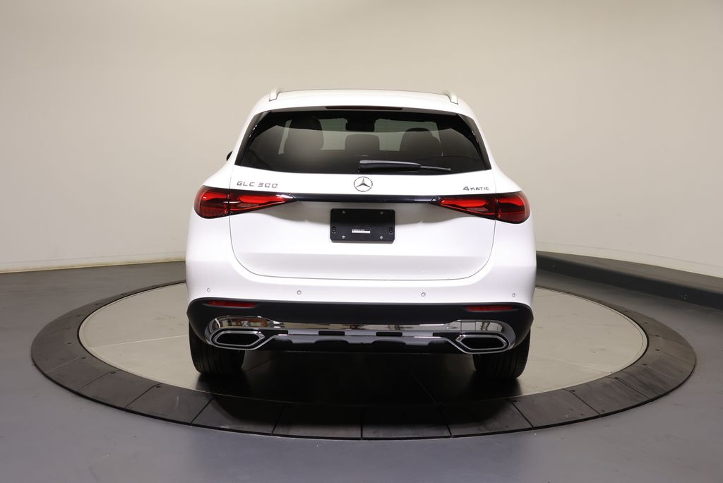 Thumbnail: 2027 Mercedes-Benz GLC - 6
