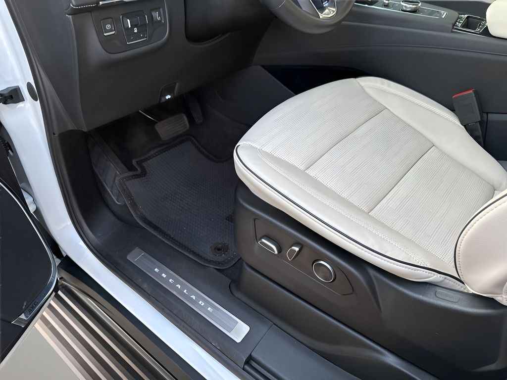 Used Car 2023 Cadillac Escalade  Sport For Sale Under $80,000 In Austin, Texas