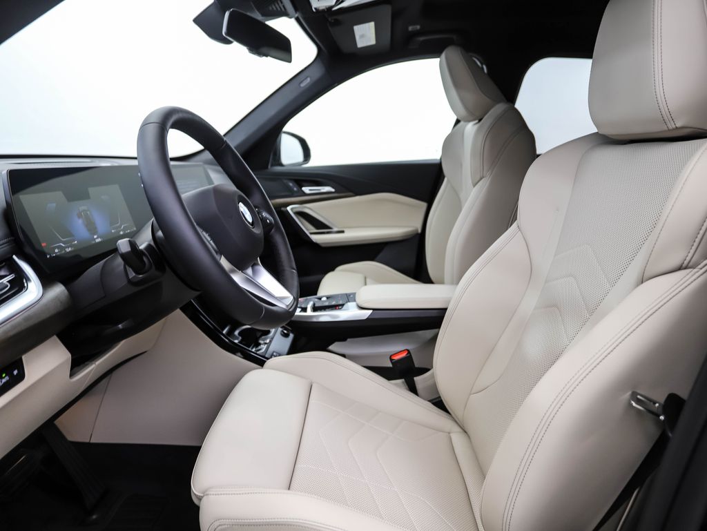 Thumbnail: 2025 BMW X1 - 11
