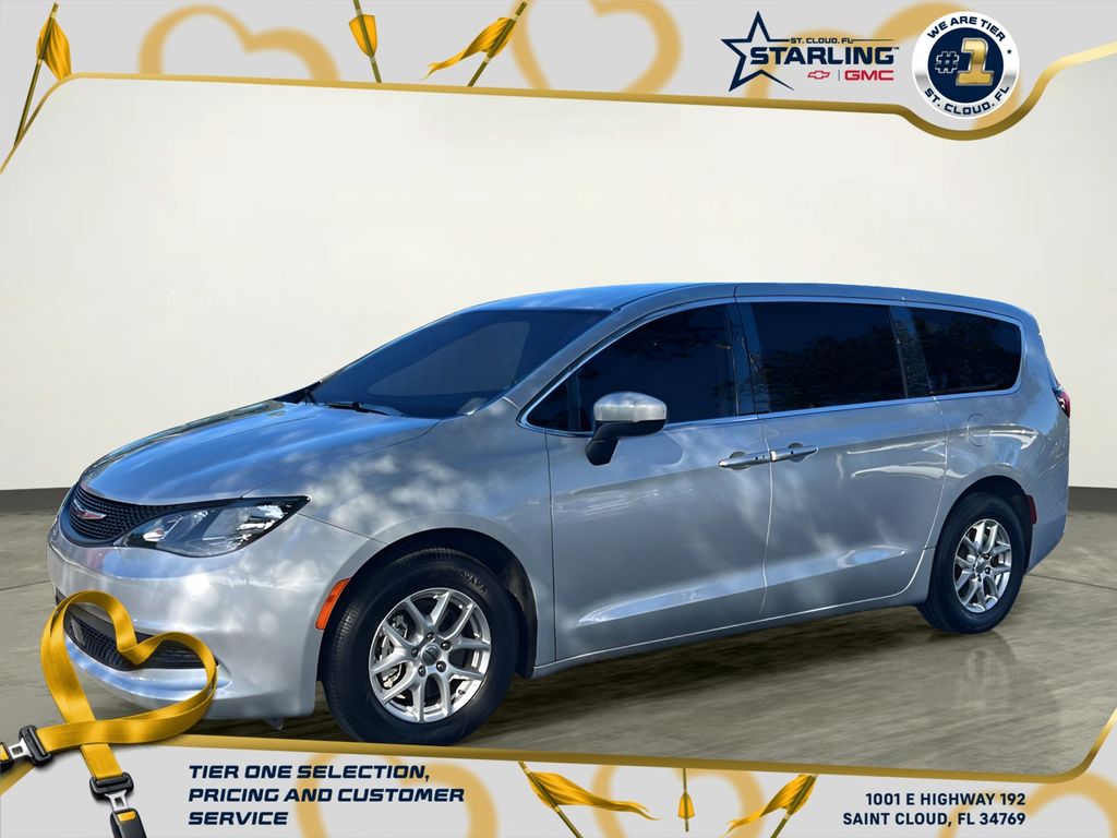 2022 Chrysler Voyager LX FWD