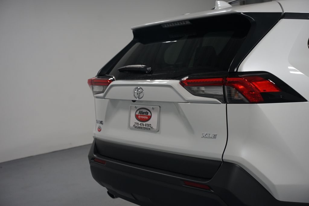 Thumbnail: 2025 Toyota RAV4 - 9