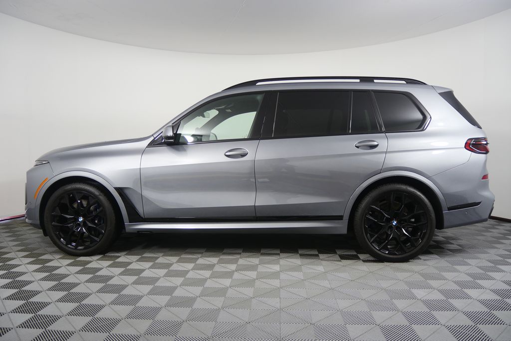 Thumbnail: 2024 BMW X7 - 6