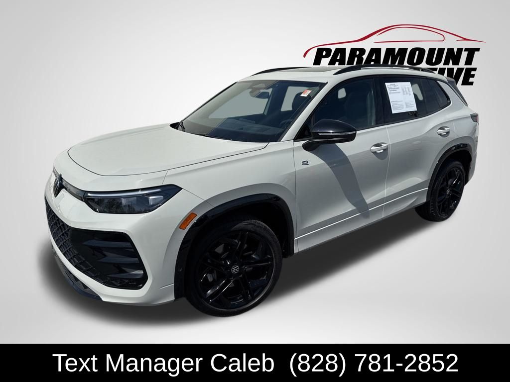 Sandstone 2026 Volkswagen Tiguan SE R-Line Black 4Motion SUV / Crossover All-Wheel Drive 8-Speed Automatic