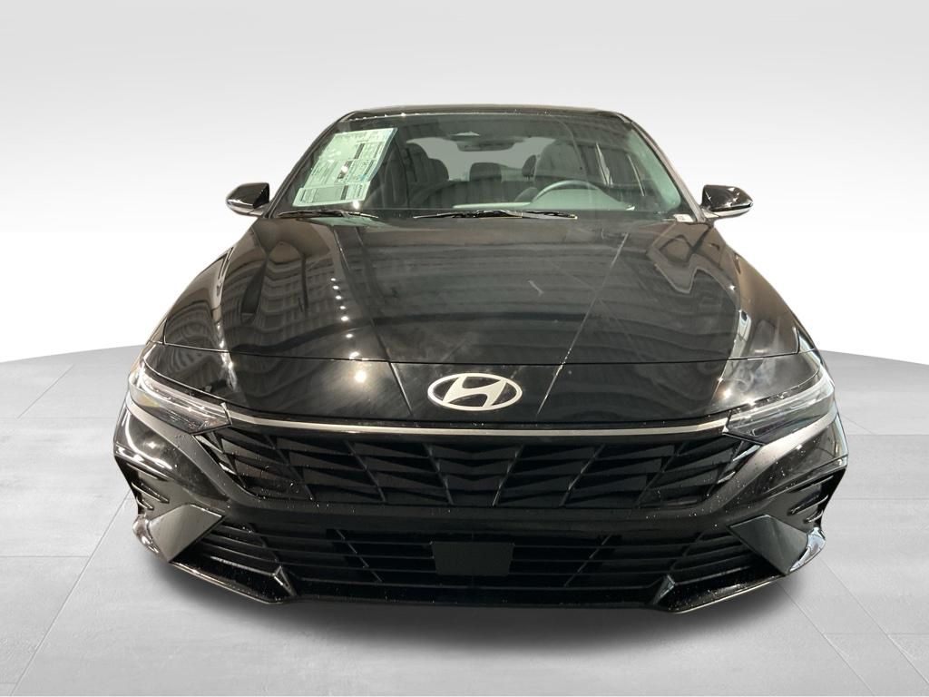 New 2026 Black Hyundai SEL Sport image 8