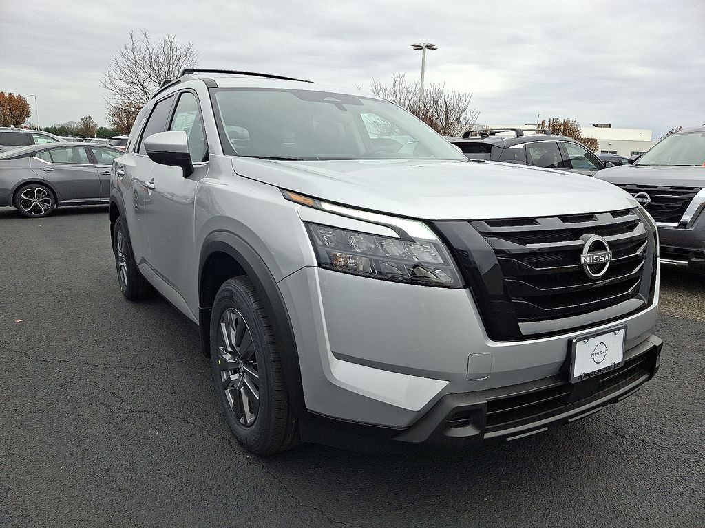 Thumbnail: 2025 Nissan Pathfinder - 3
