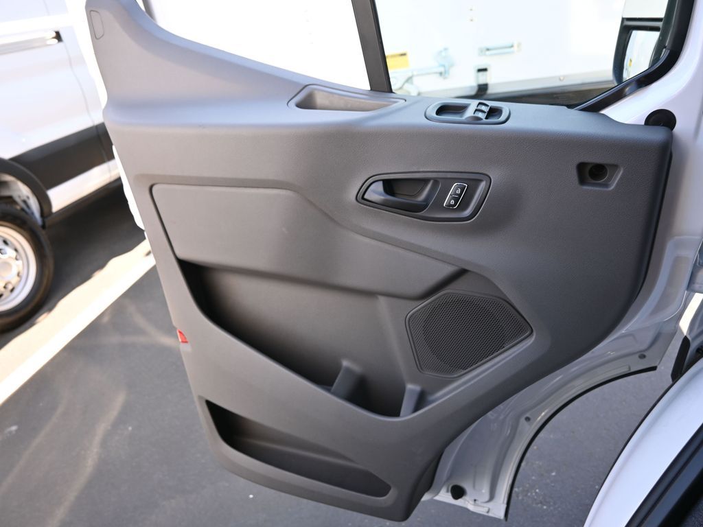 2024 Ford Transit 250