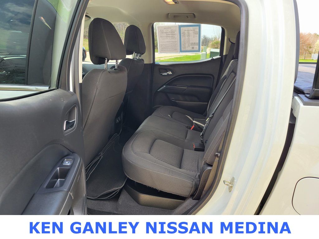 2020 GMC Canyon SLE1 photo