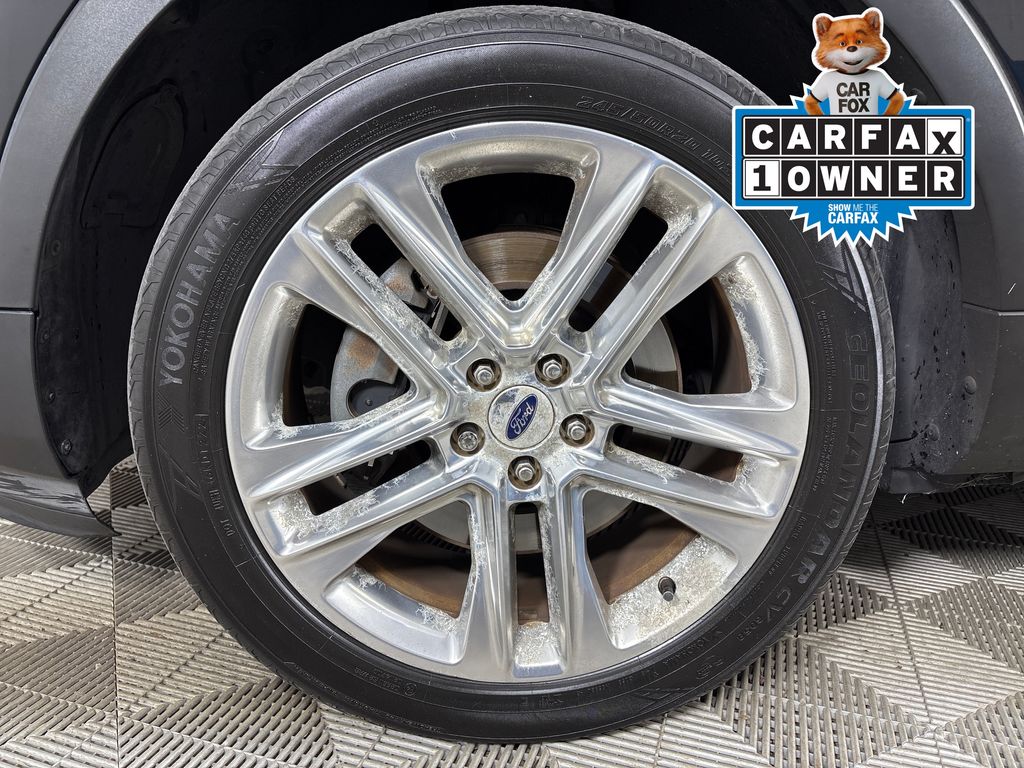Used 2016 Black Ford XLT image 13