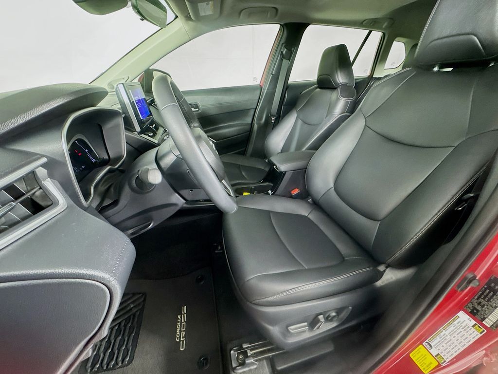 Used Car 2024 Toyota Corolla Cross  Xle For Sale Under $30,000 In Austin, Texas