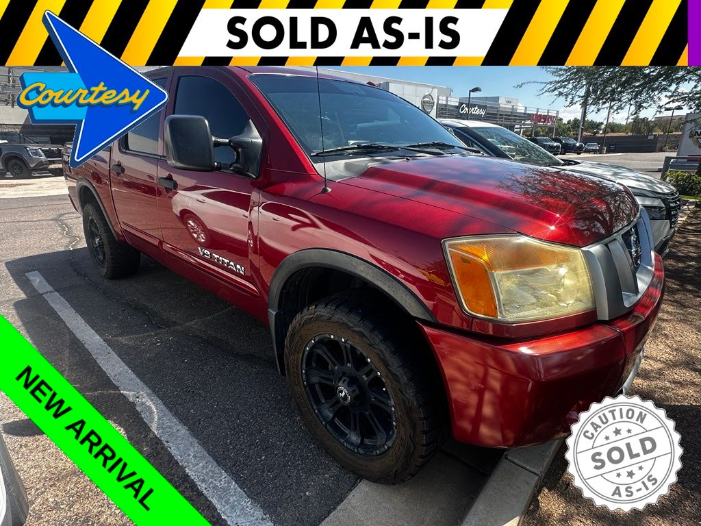 Cayenne Red Metallic 2013 Nissan Titan Pickup Truck Four-Wheel Drive 5-Speed Automatic