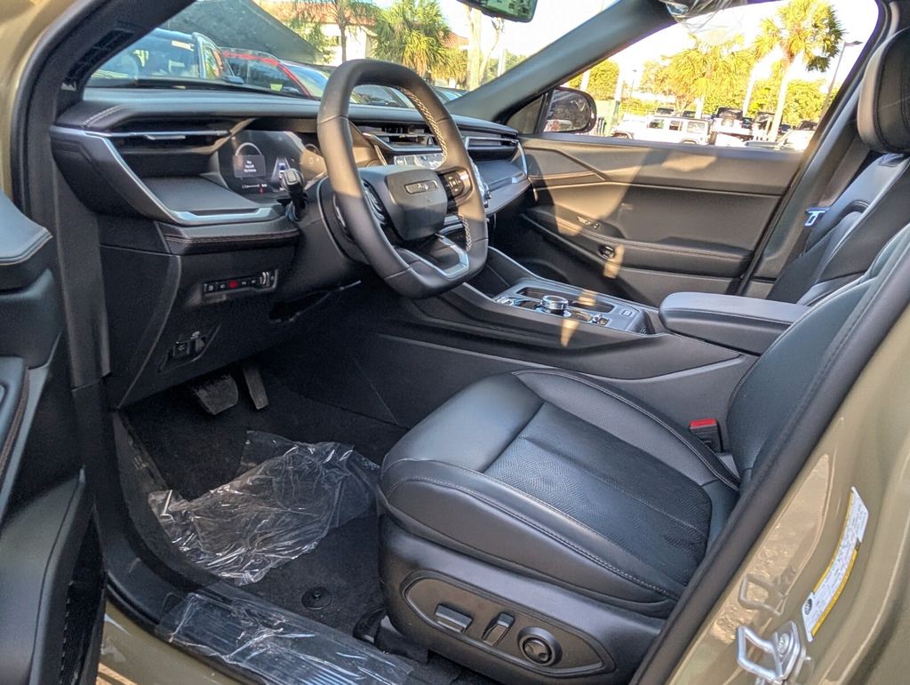 new 2026 Jeep Cherokee car, priced at $42,805