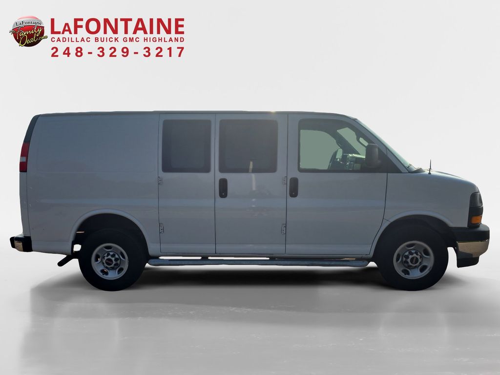 2021 GMC Savana 2500 Work Van 8