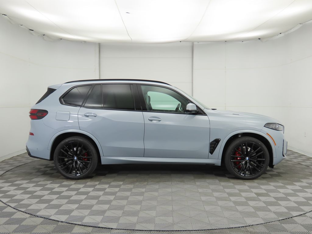 Thumbnail: 2026 BMW X5 - 4