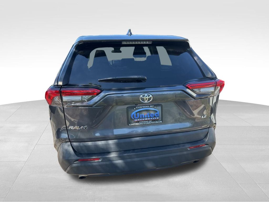 2022 Magnetic Gray Metallic Toyota RAV4 LE FWD SUV