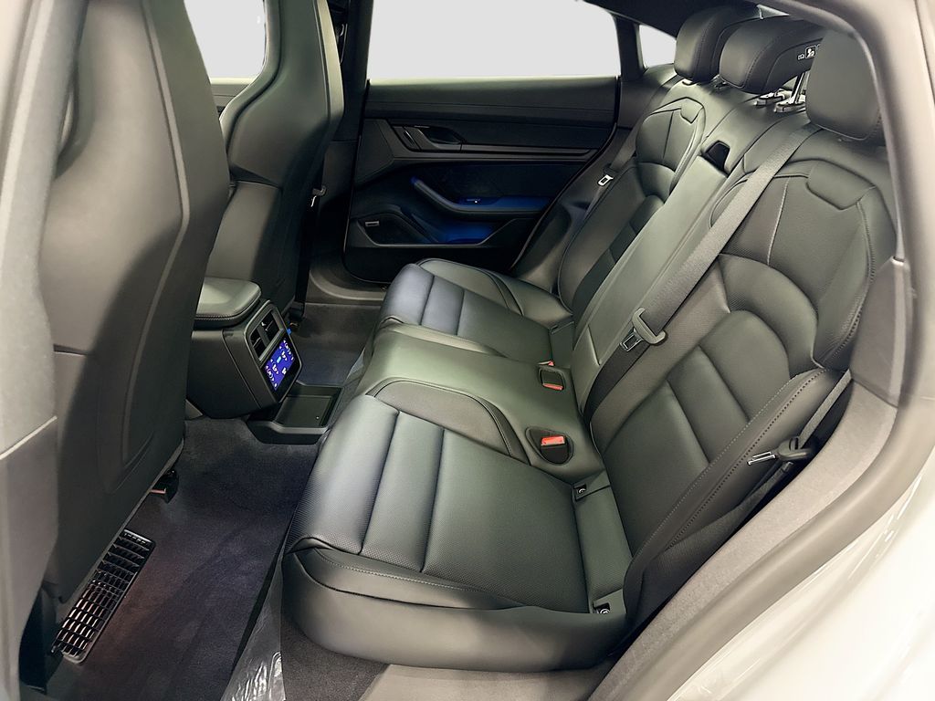 Thumbnail: 2026 Porsche Taycan - 18