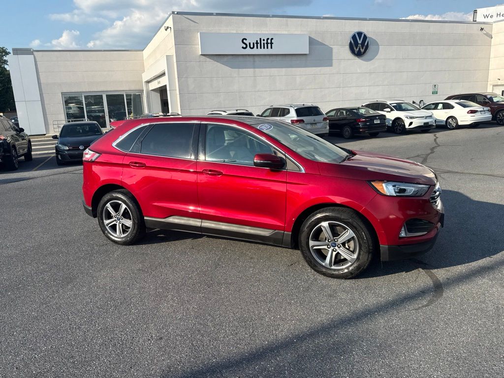 2020 Ford Edge SEL Red at Grove City Ford