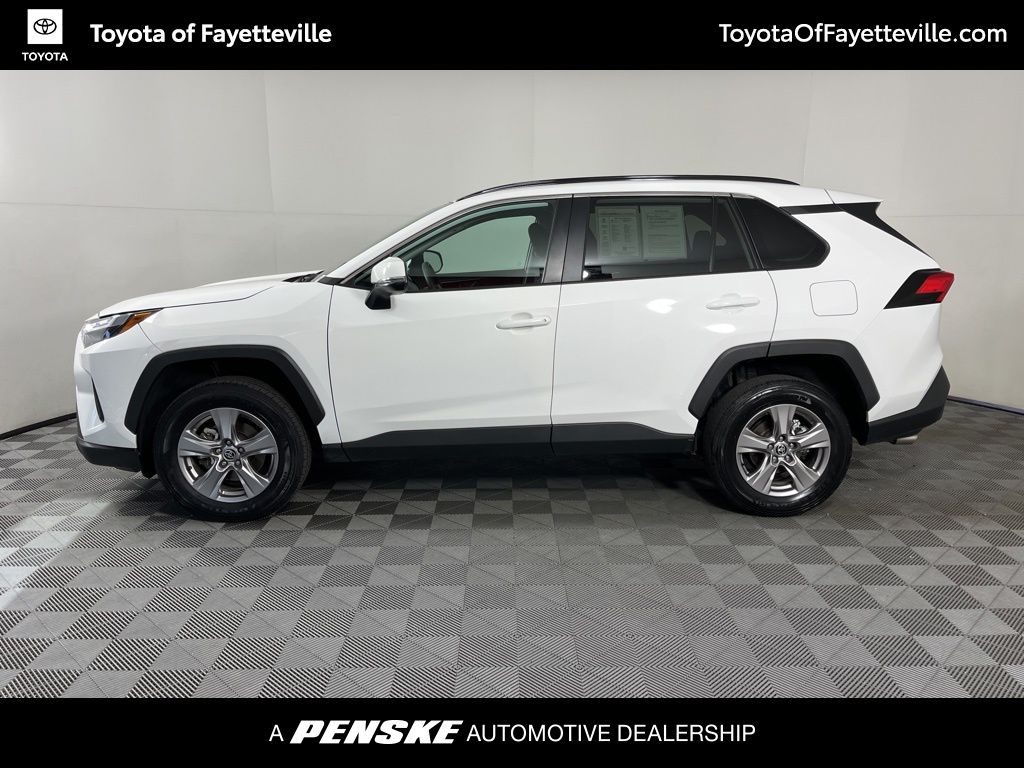 2023 Toyota RAV4 XLE 2