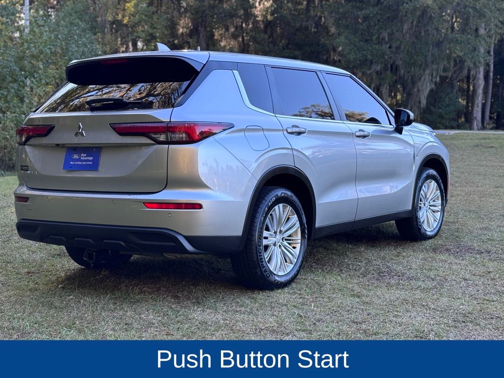 2022 Mitsubishi Outlander ES 2.5 2WD