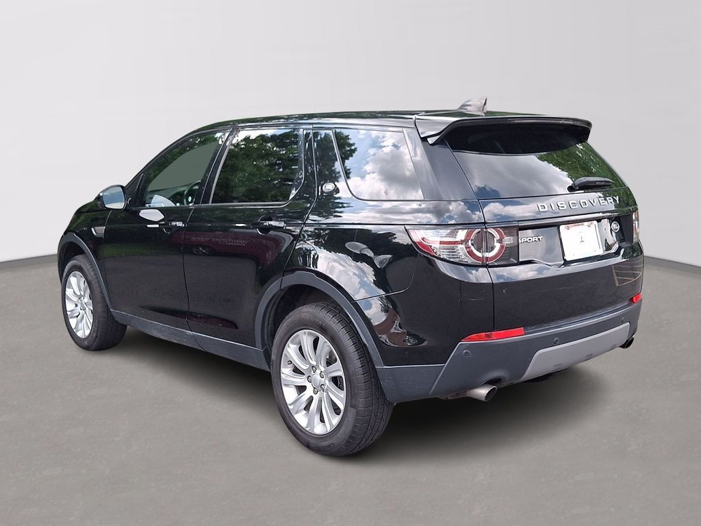 Thumbnail: 2018 Land Rover Discovery Sport - 6