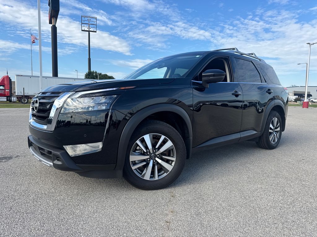 Super Black 2025 Nissan Pathfinder SUV / Crossover Front-Wheel Drive 9-Speed Automatic