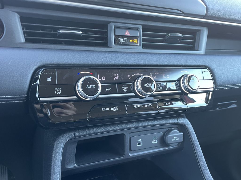 new 2026 Honda Pilot car, priced at $43,971